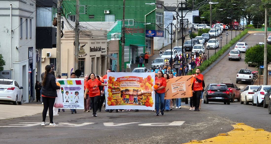 Capa Caminhada marca o Dia Nacional de Combate ao Abuso e à Exploração Sexual de Crianças e Adolescentes em Tenente Portela