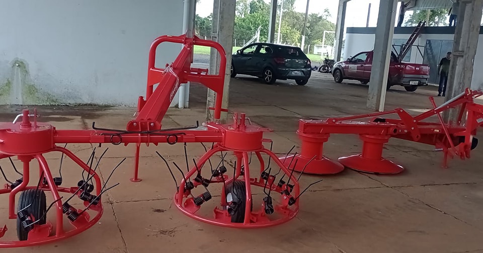 Capa Caiçara recebe novo kit de Fenação para fortalecer a agricultura local