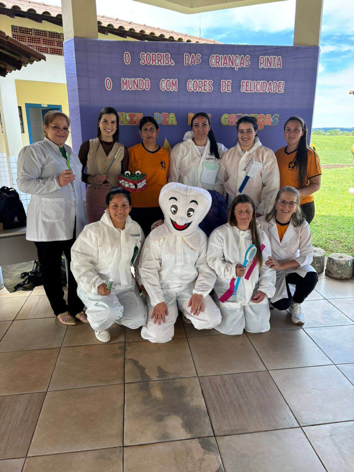 Capa Redentora promove atividades de conscientização sobre saúde bucal nas escolas