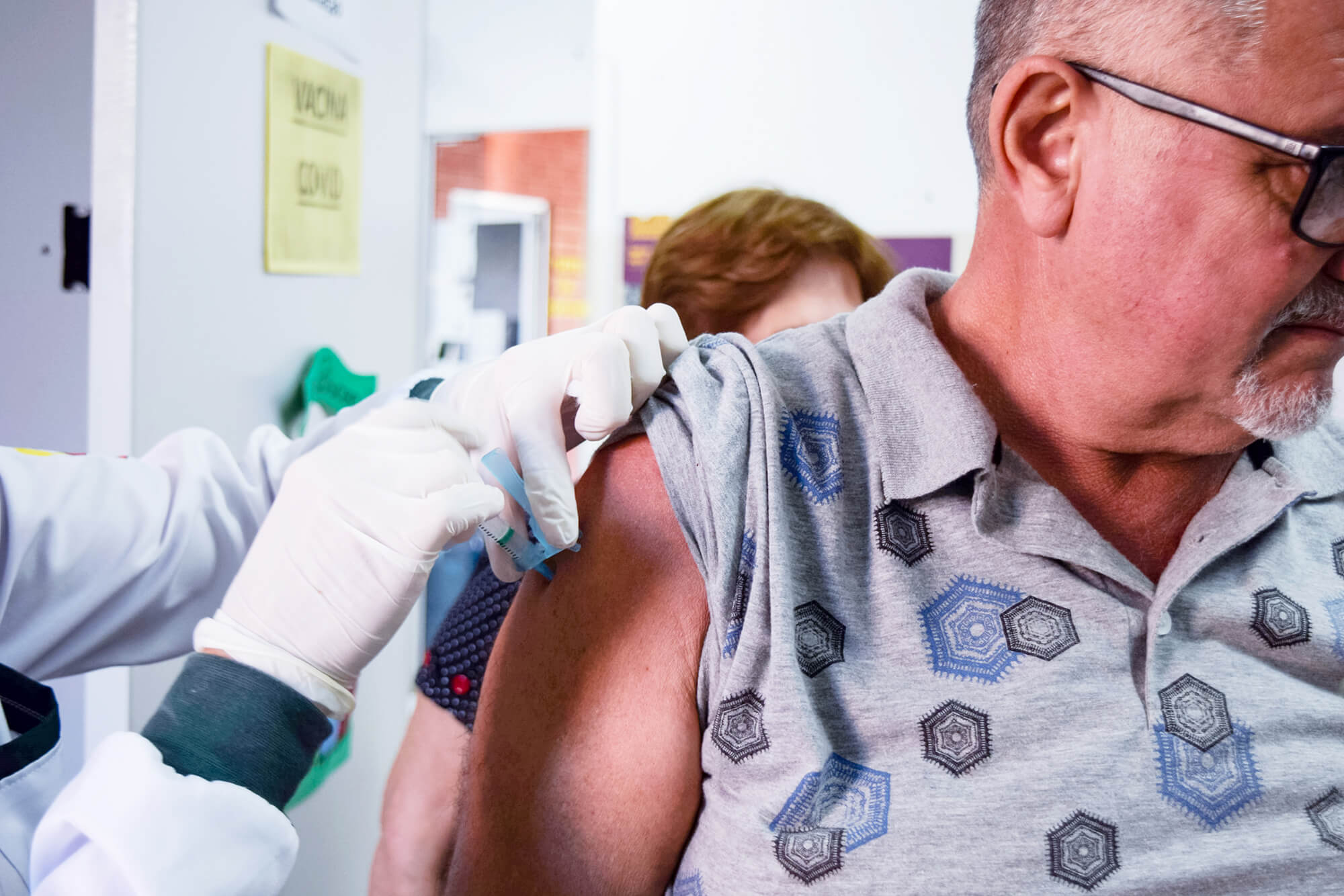 Capa Dia D da Campanha de Vacinação contra gripe influenza ocorre neste sábado, 6