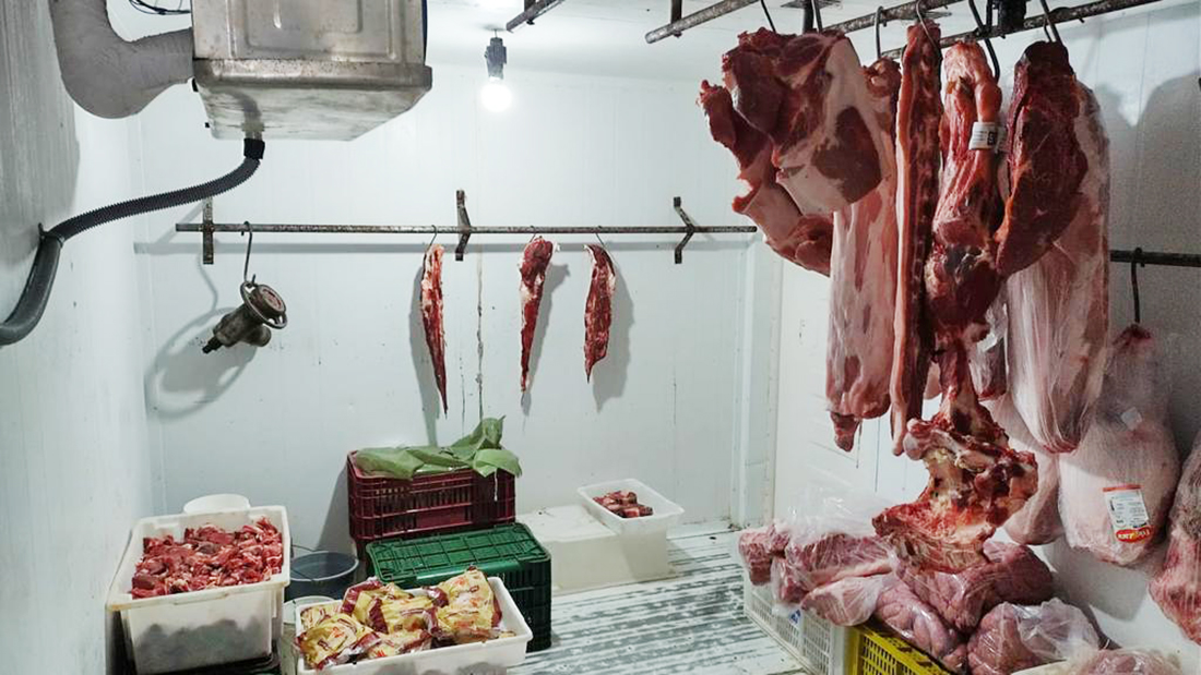 Capa Operação em Derrubadas apreende mais de 900 quilos de produtos impróprios para consumo em mercados e açougue