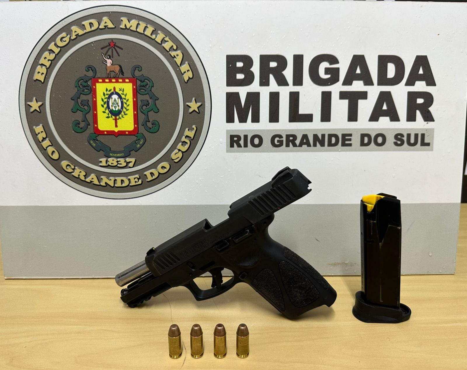 Capa BM realiza prisões por porte ilegal de arma de fogo em Barra do Guarita