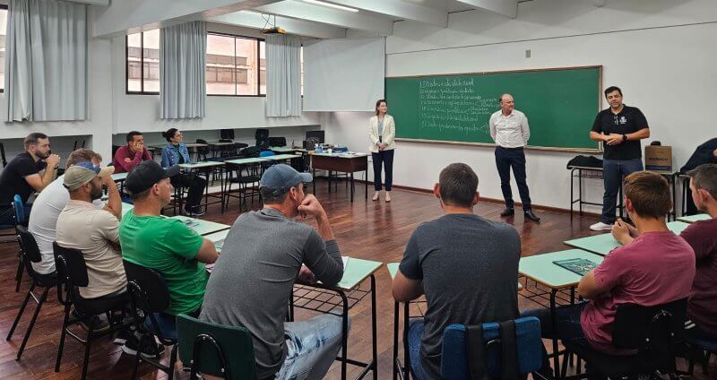 Capa Produtores de 10 municípios do RS e SC participam de formação
