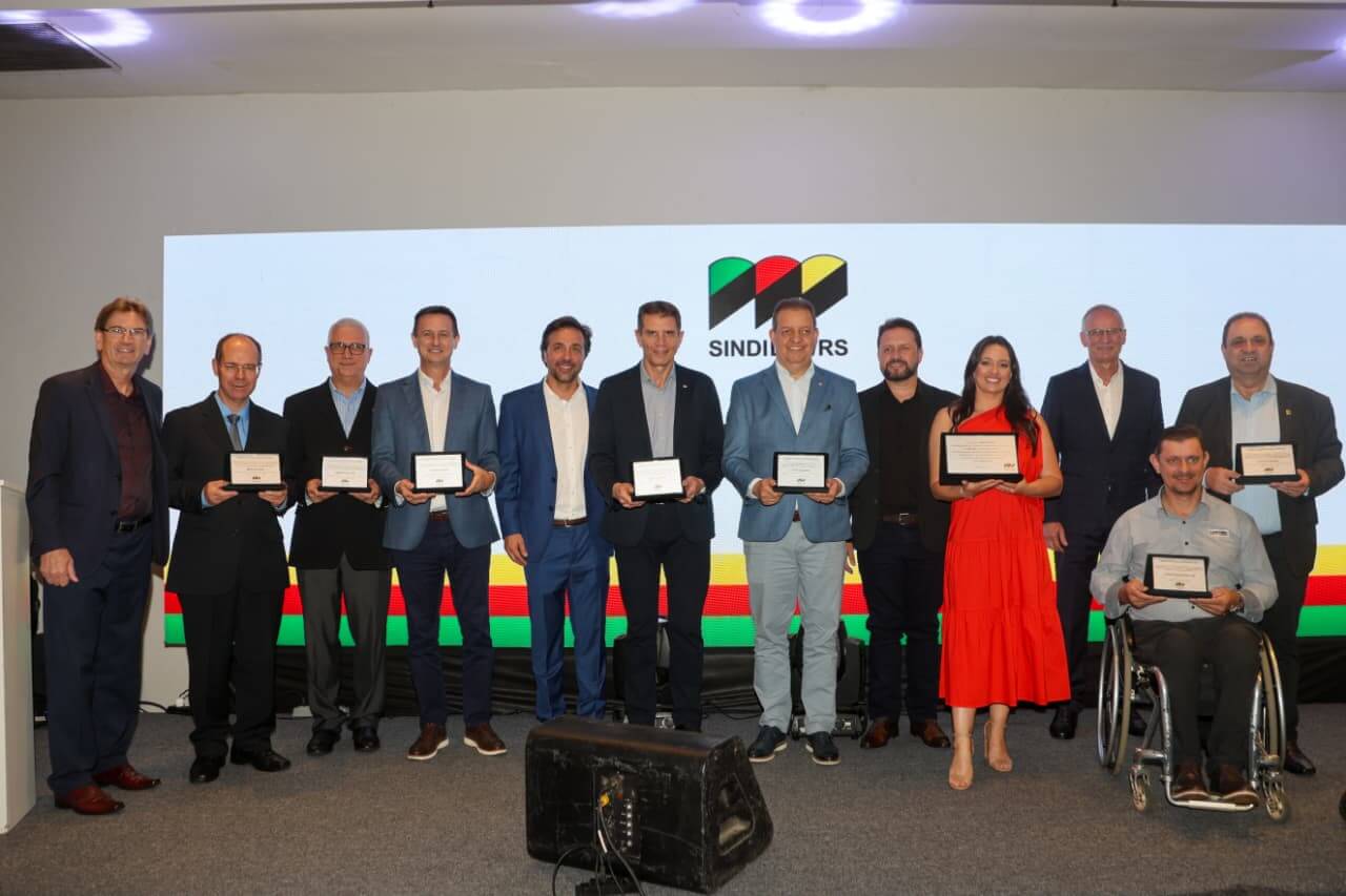 Capa Sindilat destaca união e entrega premiações de 2025