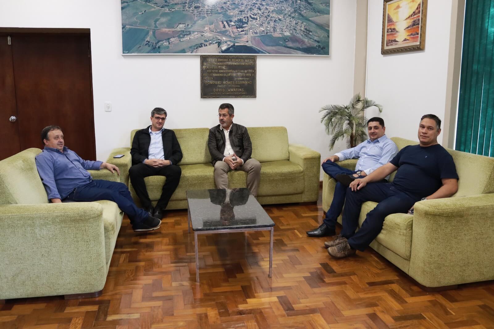 Capa Secretários de Mobilidade Urbana de Santa Maria e Palmeira das Missões discutem melhorias no sistema de tráfego