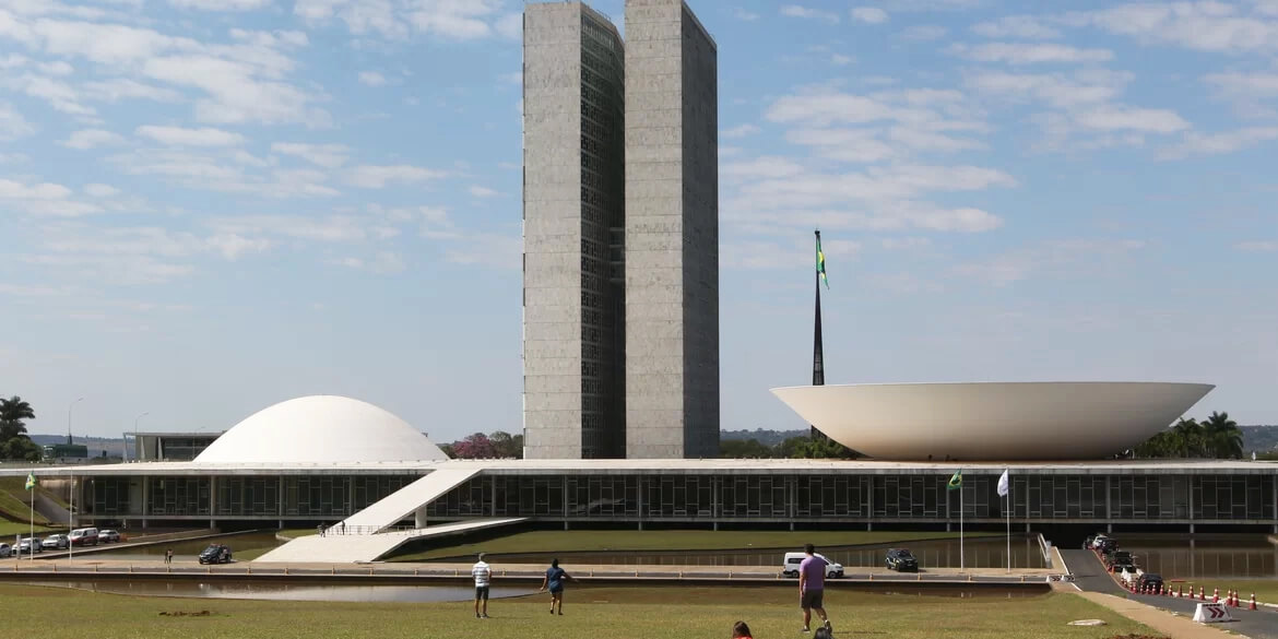 Capa Congresso aprova proposta que pode elevar fundo eleitoral para R$ 5 bilhões