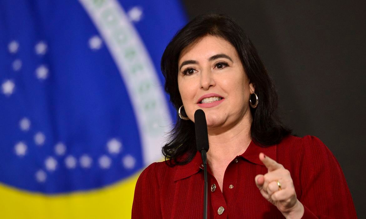 Capa Pobres estarão no orçamento público, diz Simone Tebet ao assumir cargo