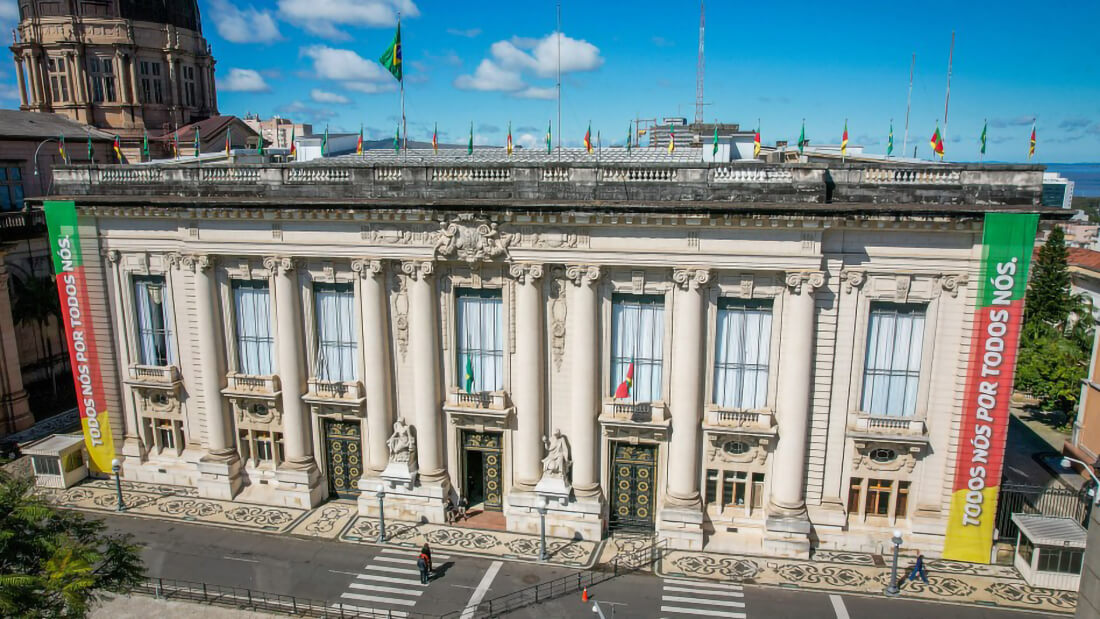 Capa Governador Eduardo Leite anuncia novos secretários com foco na articulação governamental