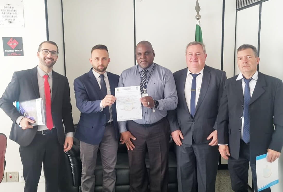 Capa Prefeito de Palmitinho busca recursos em Brasília para o município