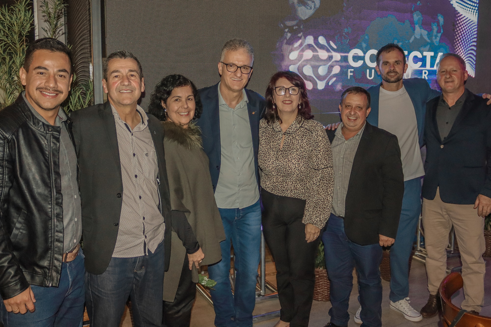 Capa ConectaFuturo: Lançamento traz reflexões sobre inovação e tecnologia