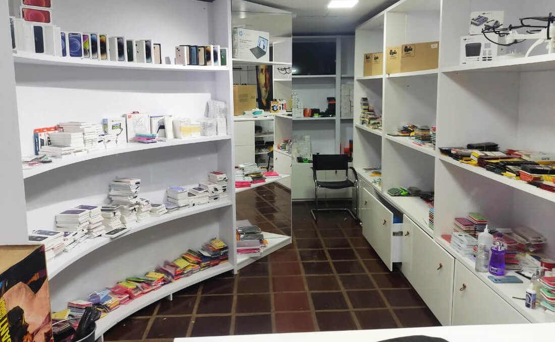 Capa Polícia Federal prende cinco pessoas por comércio ilegal de produtos eletrônicos em Frederico Westphalen
