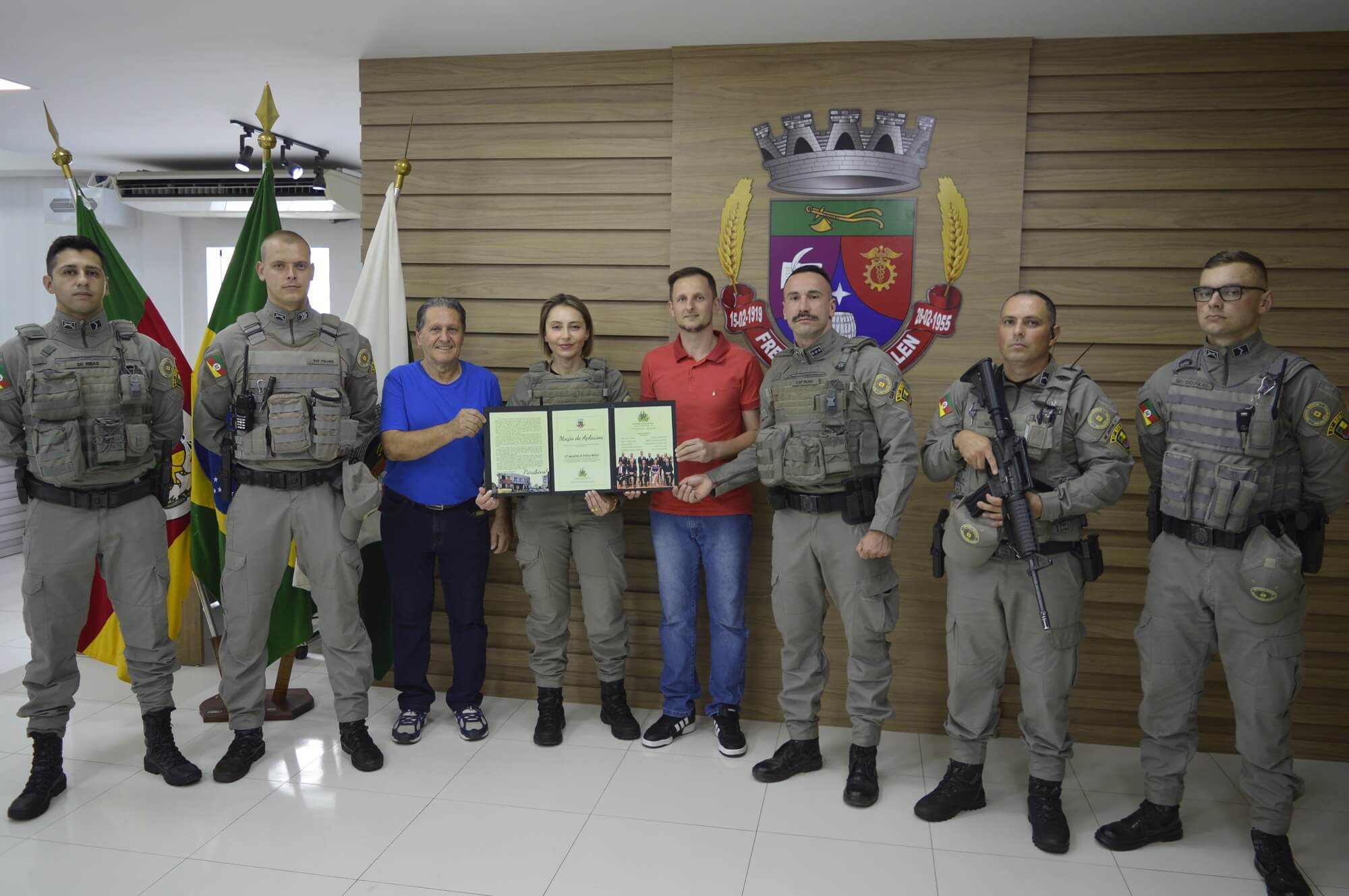 Capa Câmara de Vereadores de FW homenageia 37º BPM pelos 20 anos de atuação