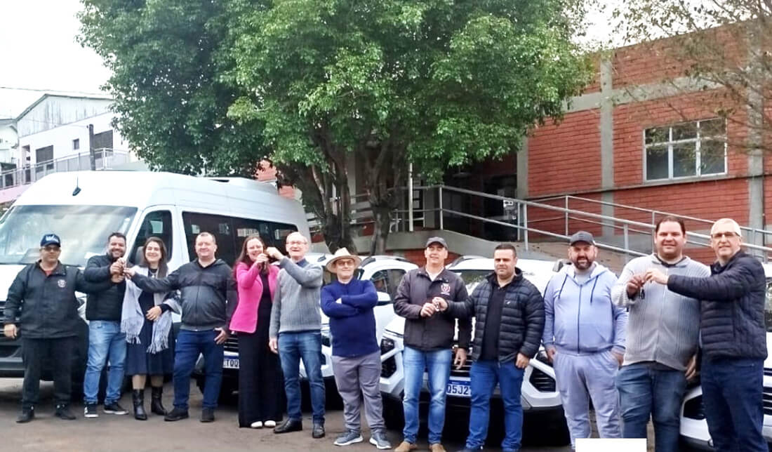 Capa Frederico Westphalen amplia frota da Saúde com novos veículos