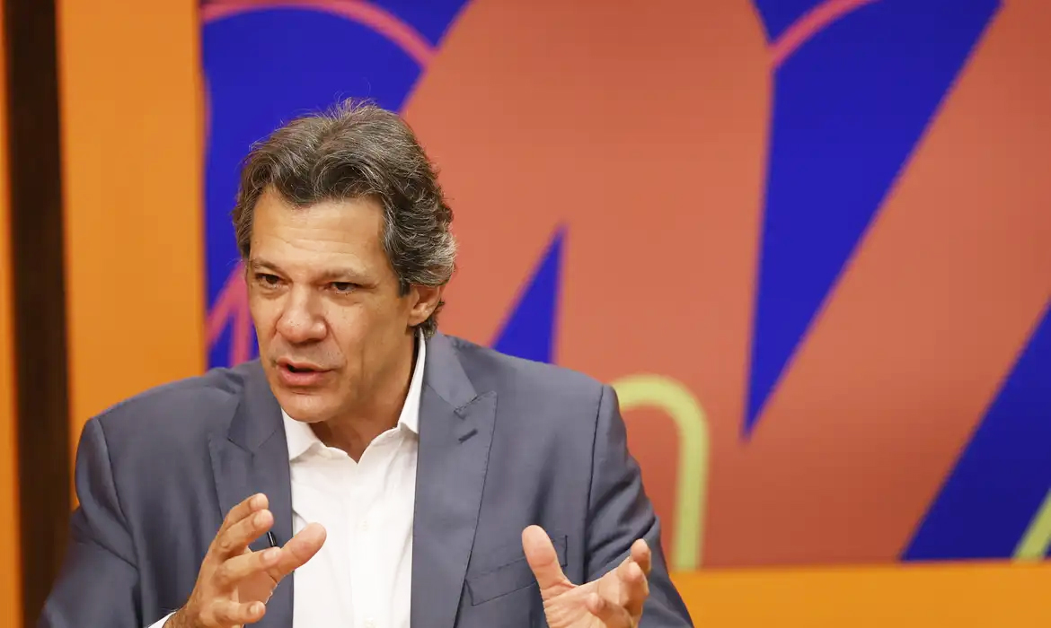 Capa Haddad acredita que isenção do IR não deve enfrentar resistência no Congresso