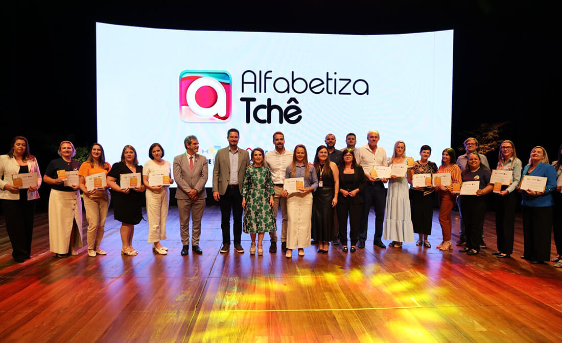 Capa Escolas de Frederico Westphalen são premiadas pelo Programa Alfabetiza Tchê