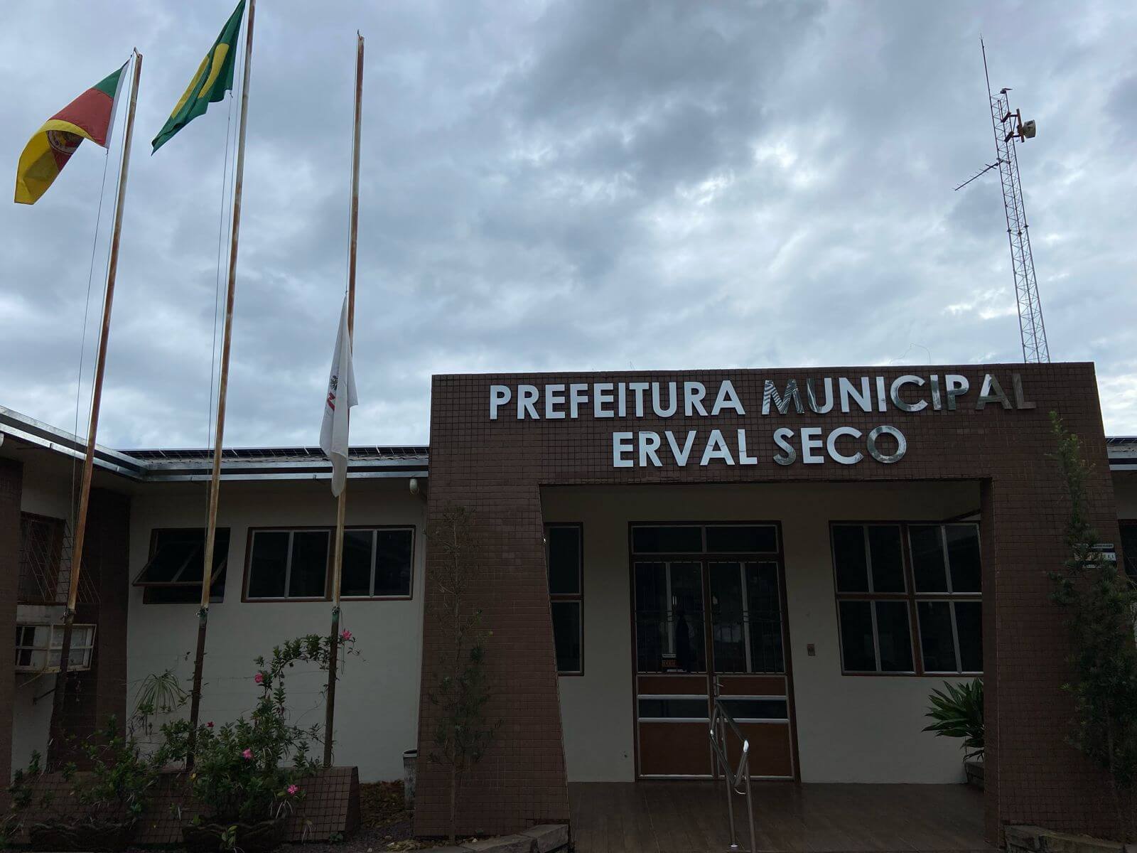 Capa Prefeitura de Erval Seco decreta três dias de luto após a morte de ex-prefeito