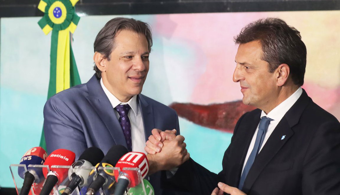 Capa Brasil e Argentina negociam acordo de US$ 600 milhões para exportações
