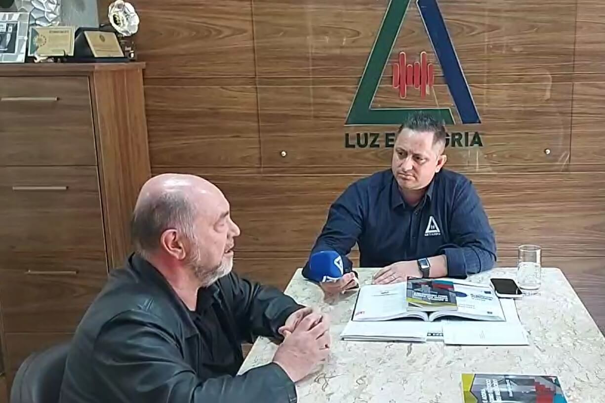 Capa Enoturismo impulsiona através do Enonegócio
