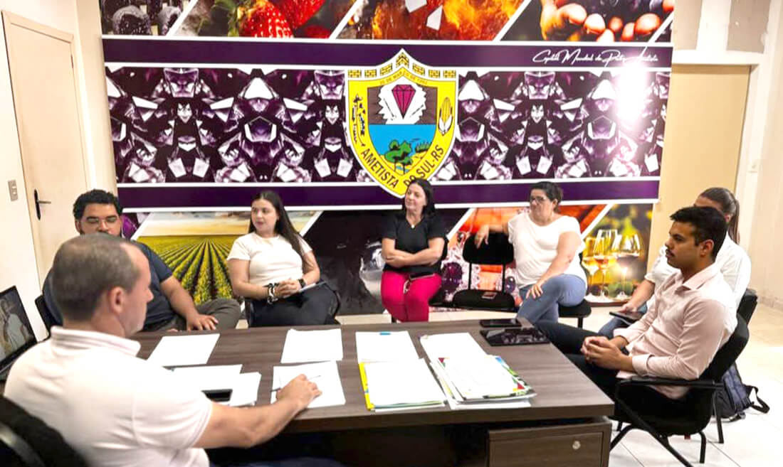Capa Ametista do Sul premiará melhores alunos com curso de inglês