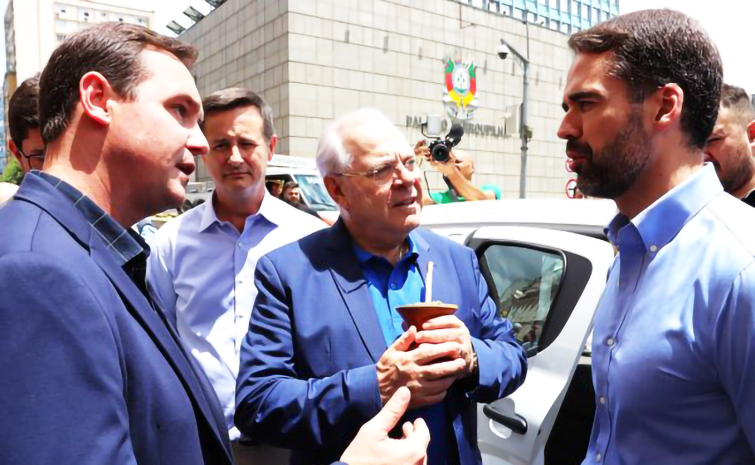 Capa Governador entrega 70 novos veículos para Emater fortalecer assistência técnica a produtores