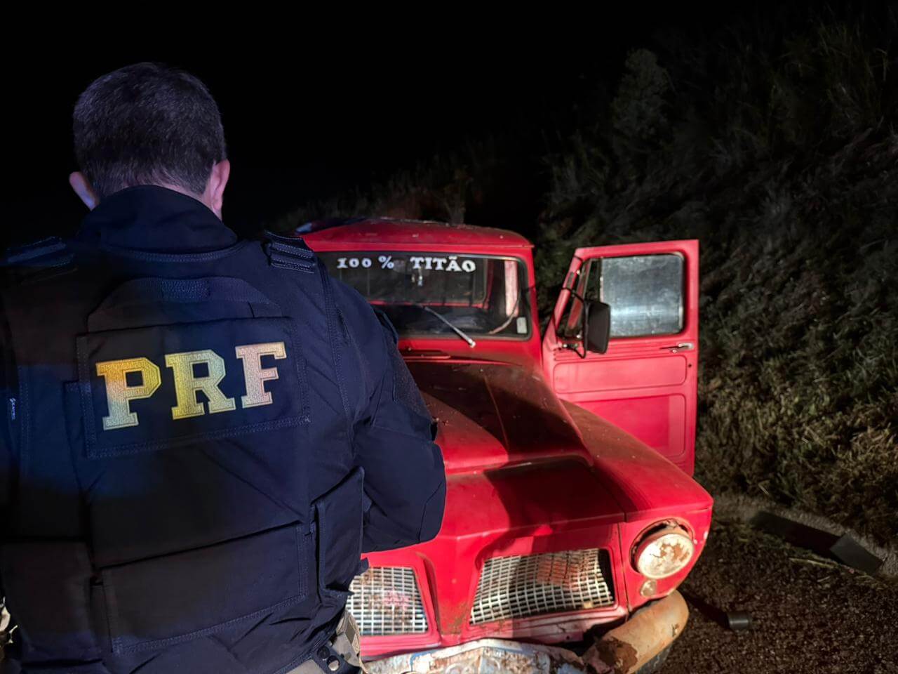 Capa PRF atende acidente com morte na BR 285