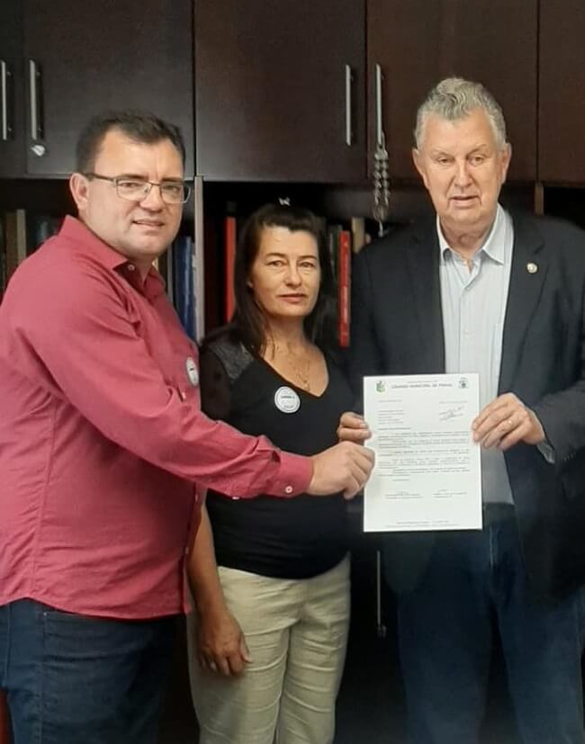 Capa Pinhal conquista recurso de R$ 400 mil para aquisição de retroescavadeira