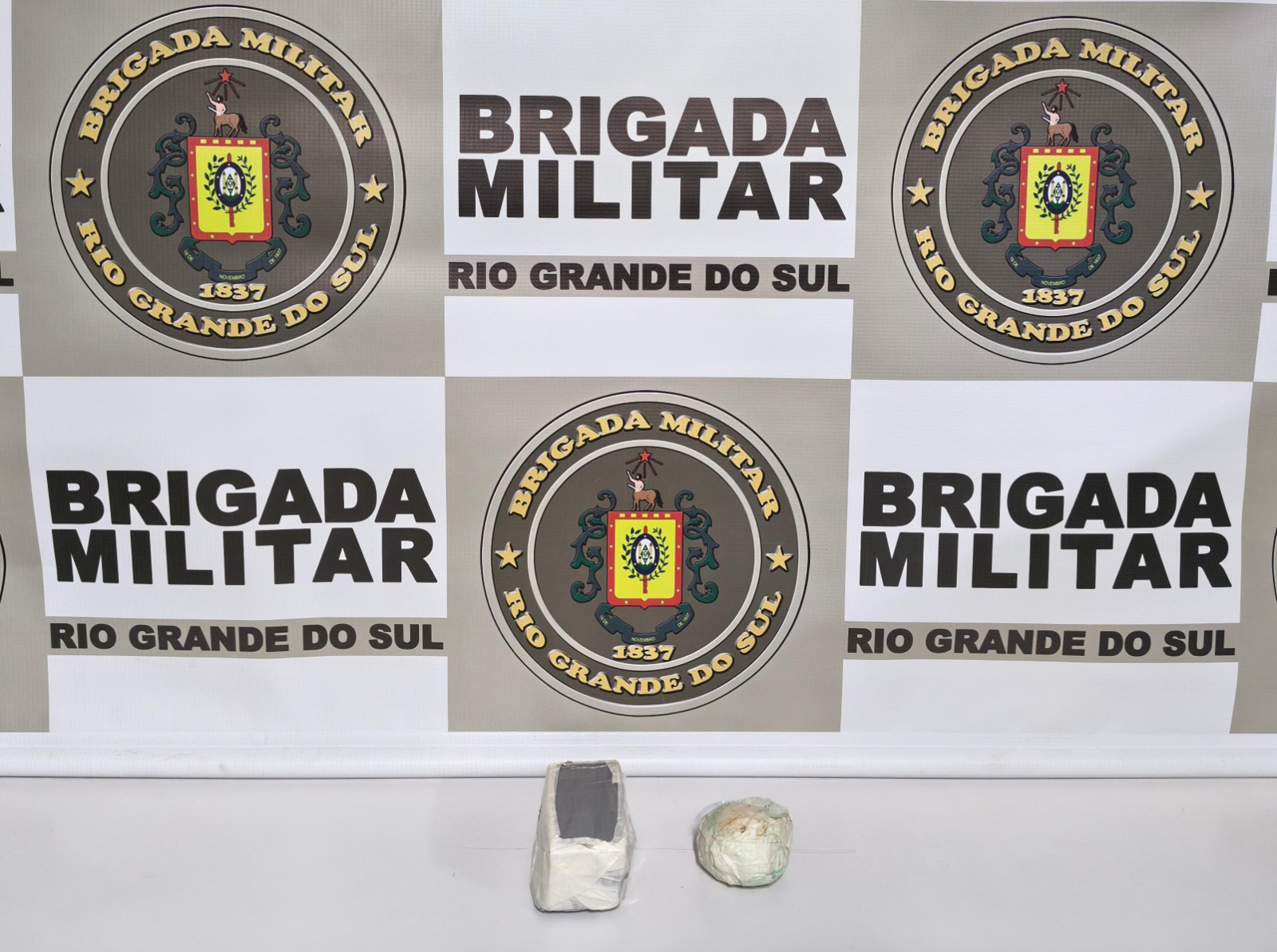 Capa Homem é preso por tráfico de drogas durante abordagem policial em Ametista do Sul