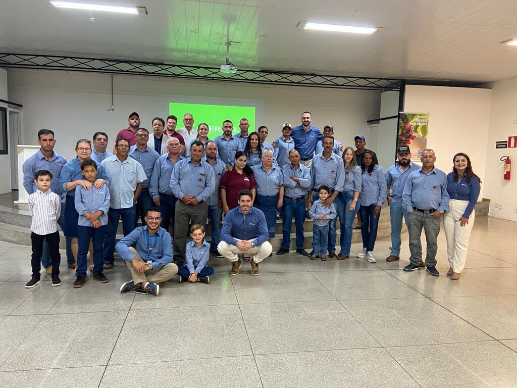 Capa Sicredi apoia formação de Cooperativa de Produtores de Frutas no Sul de Minas