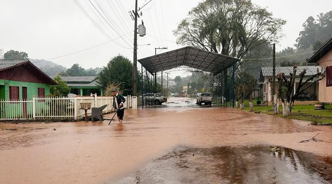Capa Prefeitura de Cerro Grande decreta situação de emergência após chuvas acumularem 320 milímetros