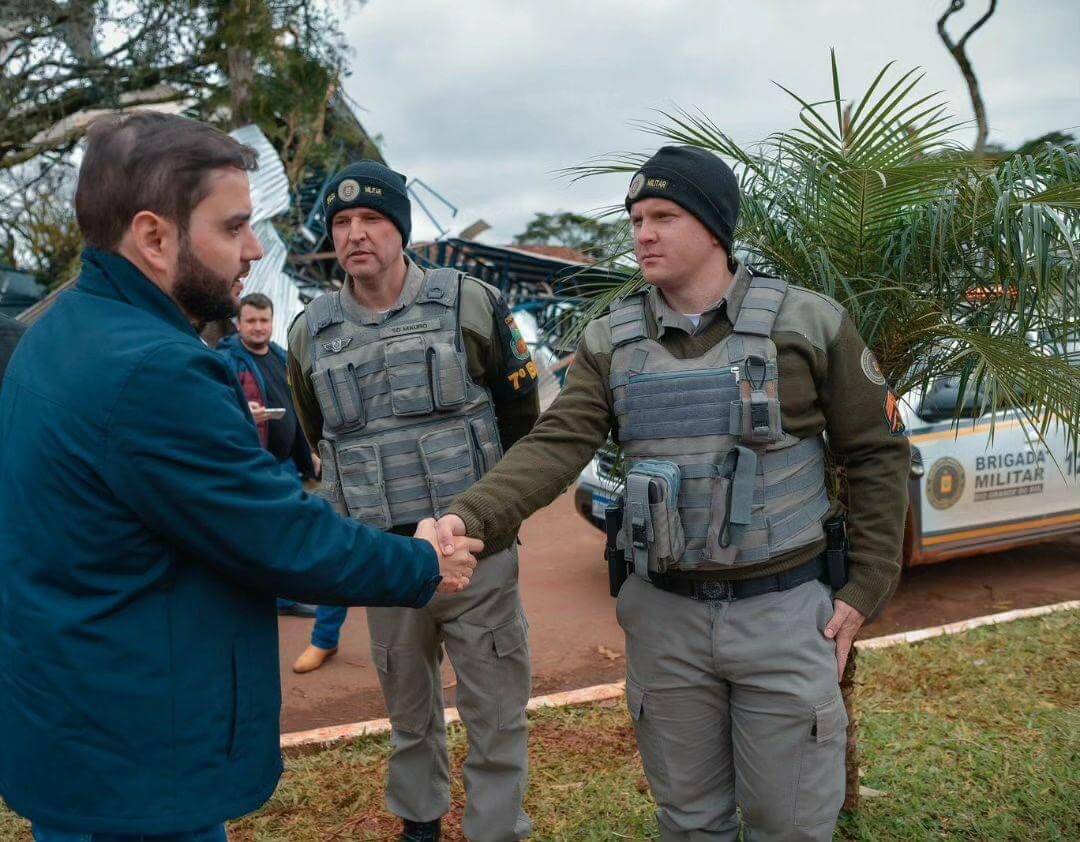 Capa BM recebe Vice-governador Gabriel Souza em Sede Nova