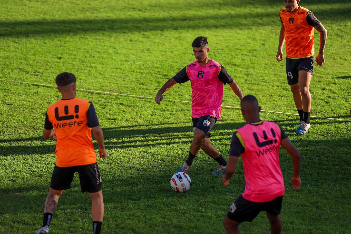 Capa União-FW: jogadores se reapresentam após vitória no confronto de domingo