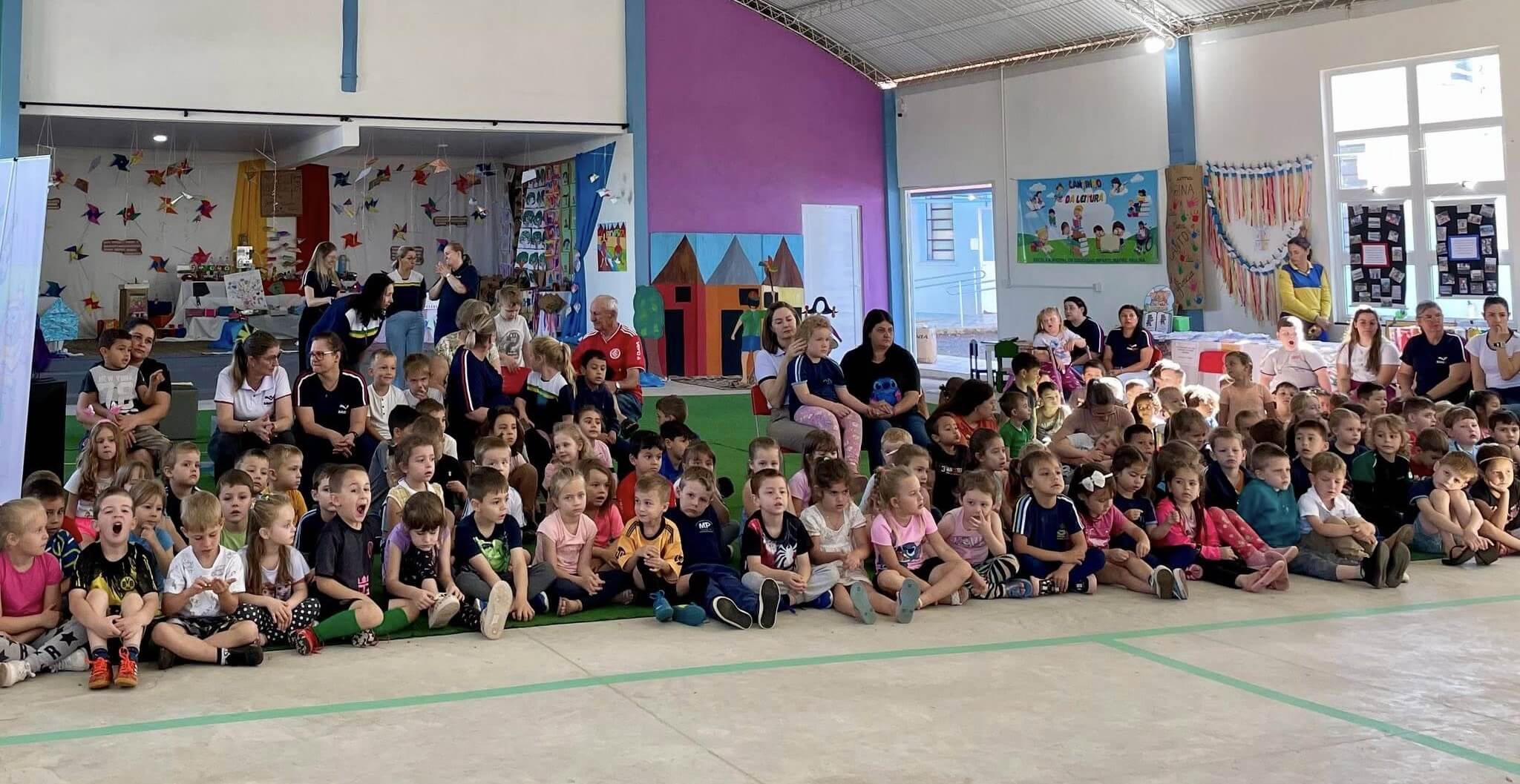 Capa Escola de Crissiumal promove 1ª Mostra Pedagógica