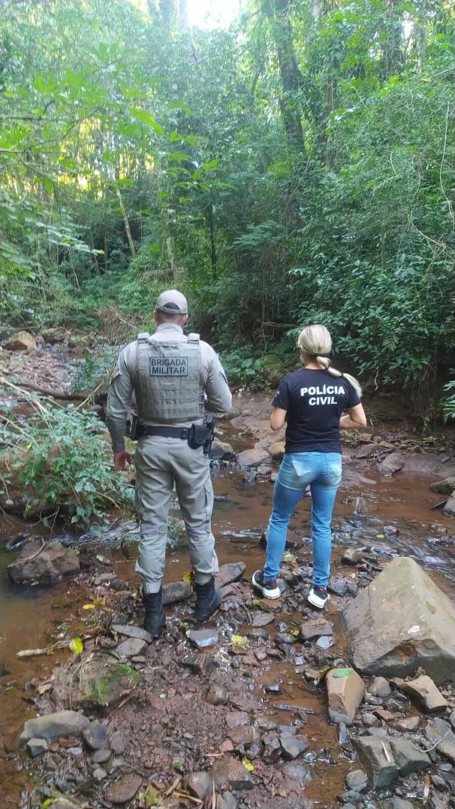 Capa Corpo é localizado no leito de riacho em Rodeio Bonito