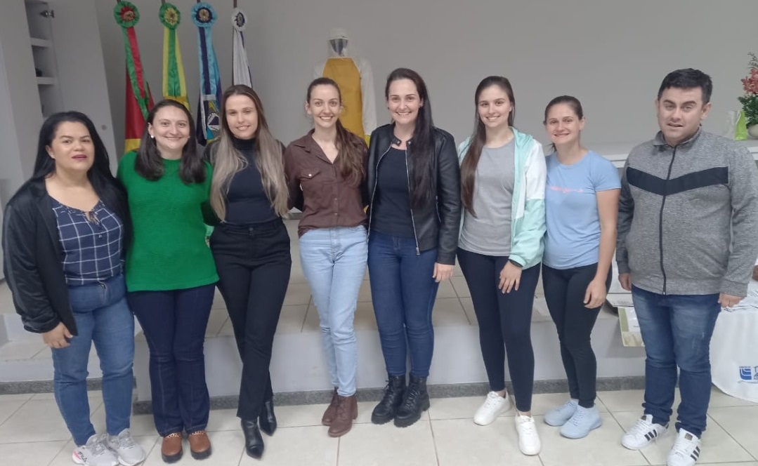 Capa Emater e Cerest promove encontro sobre saúde dos trabalhadores rurais de Ametista do Sul