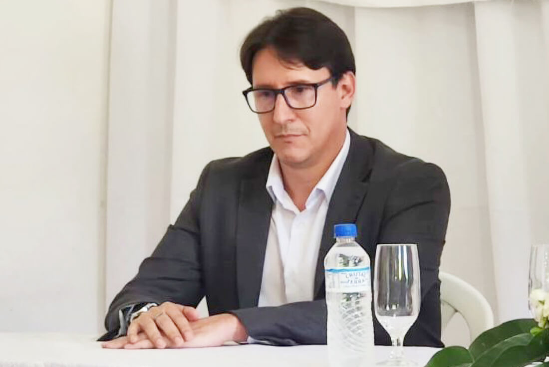 Capa Prefeito de Barra do Guarita é eleito presidente da Amuceleiro