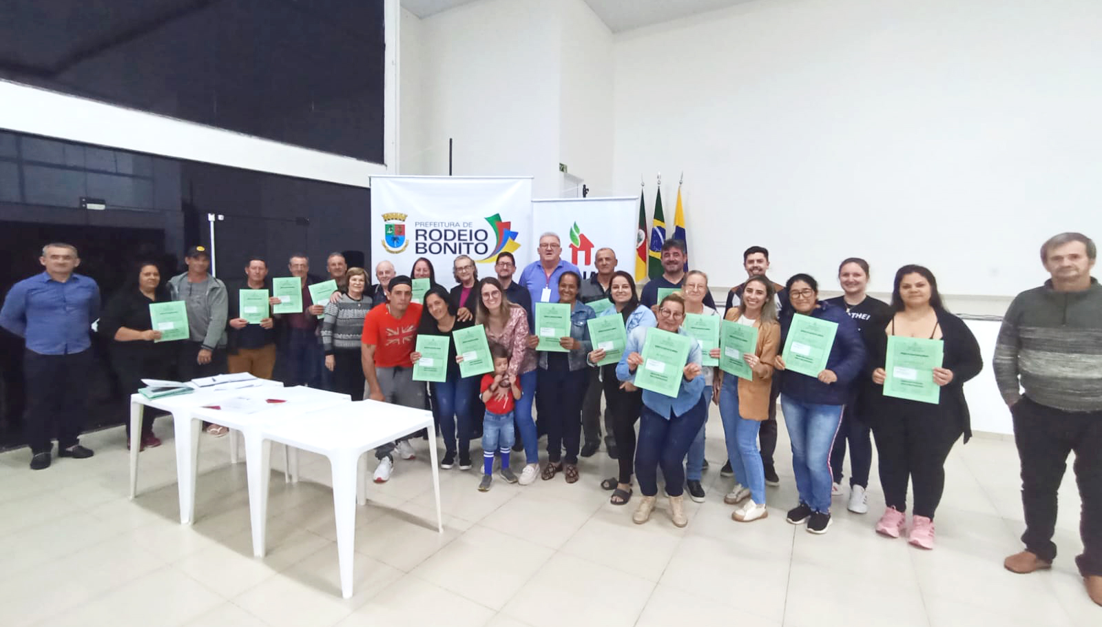 Capa Rodeio Bonito inicia maior programa de Regularização Fundiária e entrega primeiras 34 matrículas
