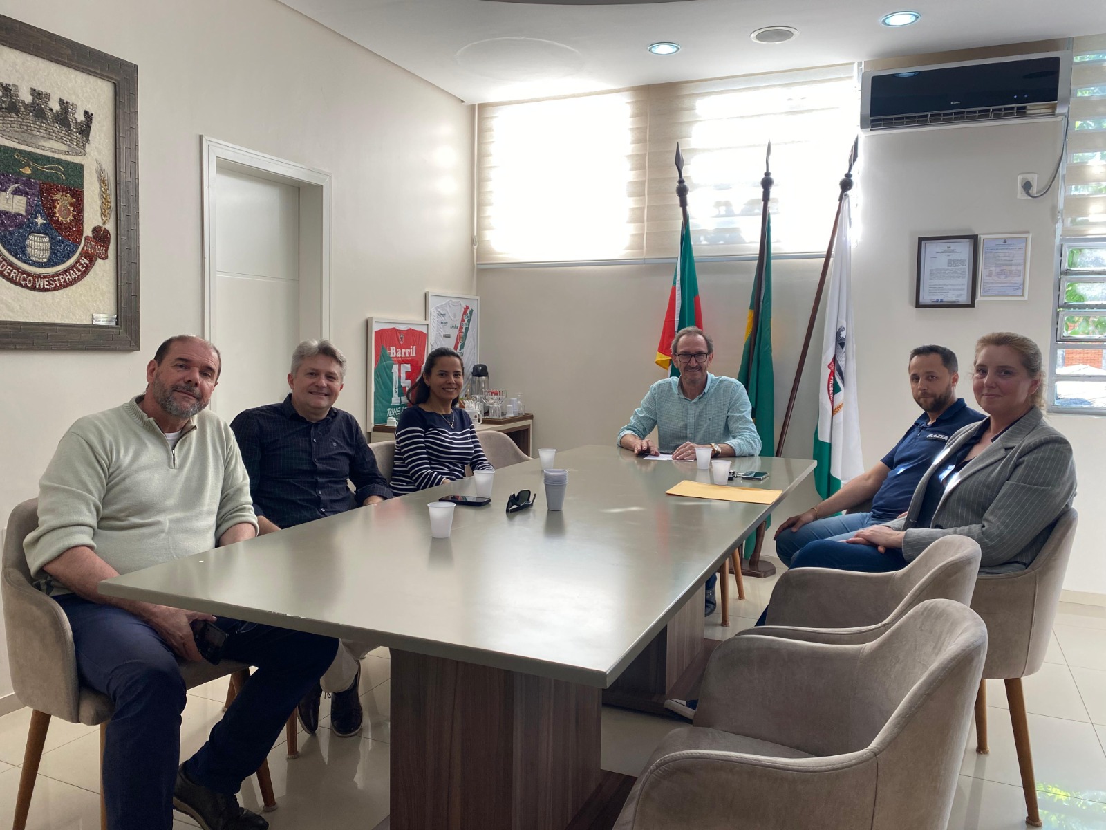 Capa Diretoria da AEFW se reúne com prefeito de Frederico Westphalen