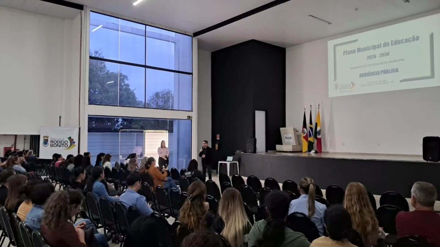 Capa Rodeio Bonito apresenta diagnóstico do novo Plano Municipal de Educação em audiência pública