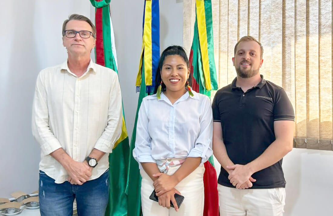 Capa Iraí faz história ao nomear a primeira mulher indígena a assumir a Secretaria da Assistência Social