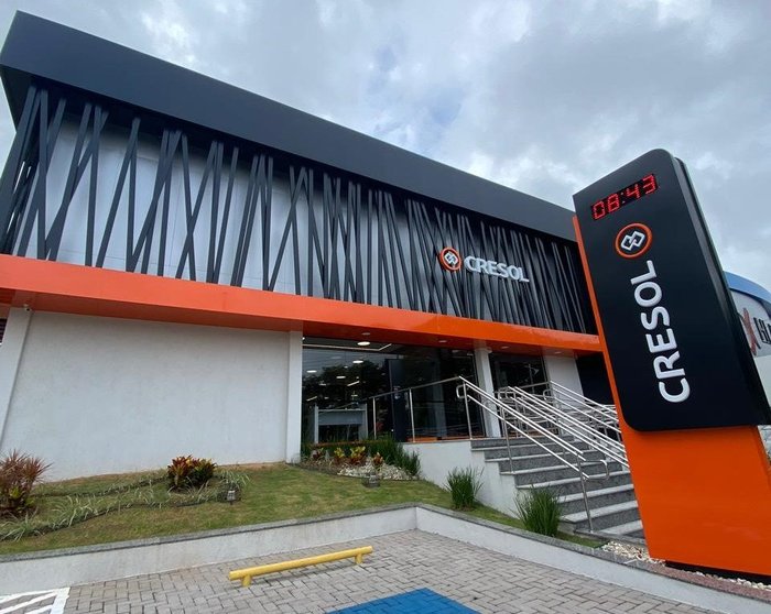 Capa Cresol expande sua área de atuação no Brasil