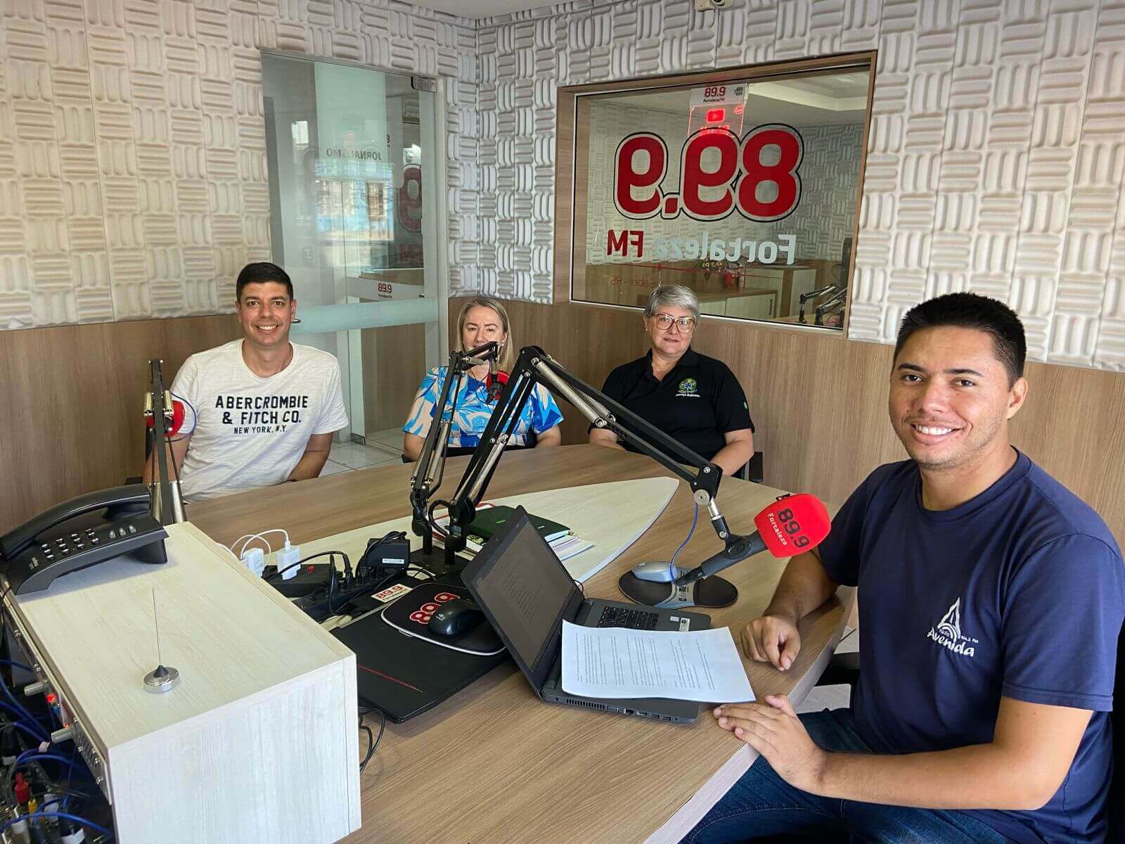 Capa Rádio Avenida FM e Fortaleza lançam o podcast 'PodVotar' para orientar eleitores