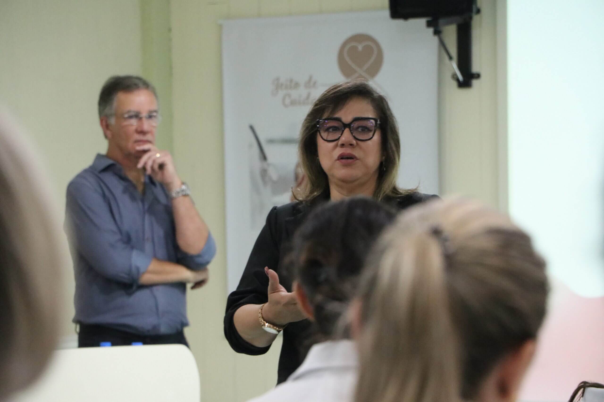 Capa Gestos que Transformam: Instituto Unimed sensibiliza para a doação de sangue