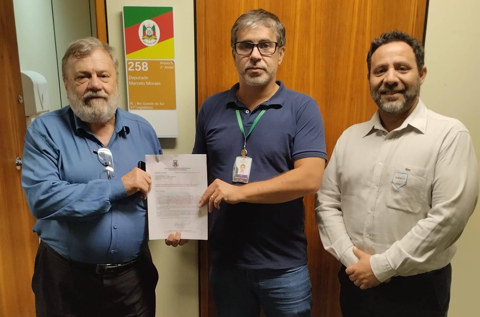 Capa Prefeito de FW busca recursos em Brasília para saúde e habitação