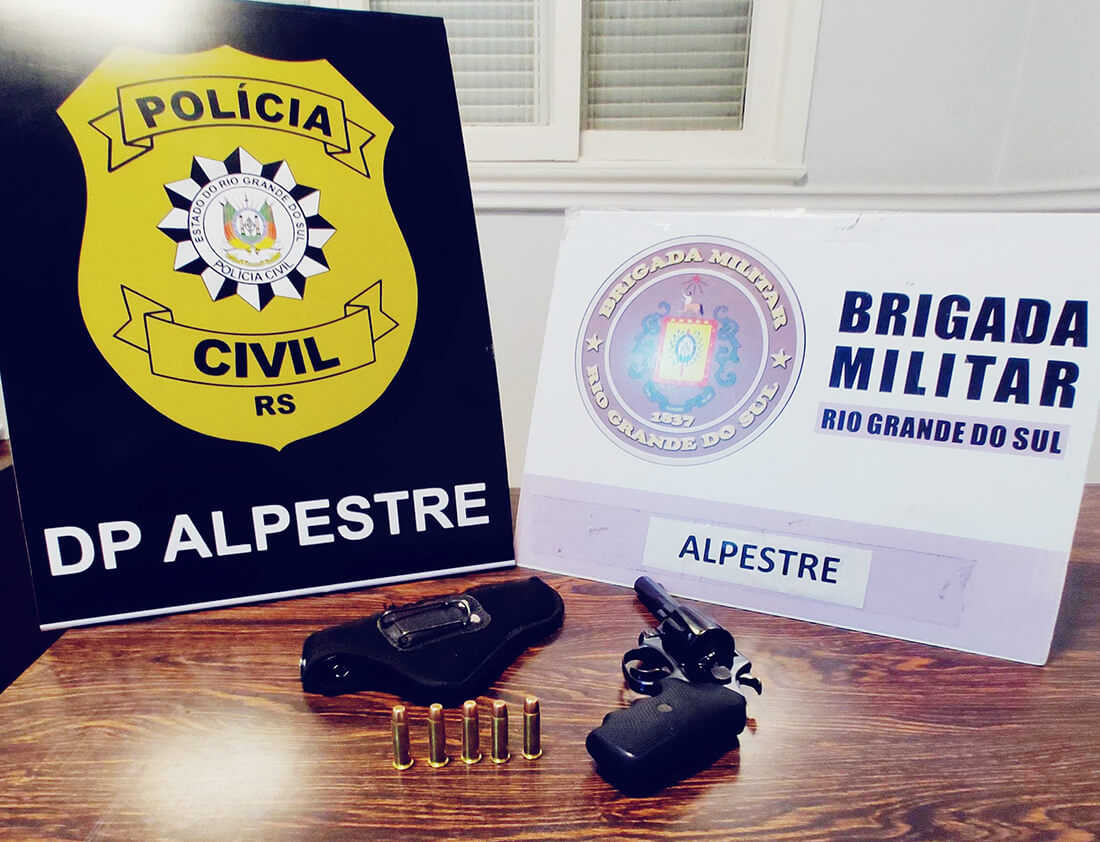 Capa Homem é preso por porte ilegal de arma de fogo em Alpestre