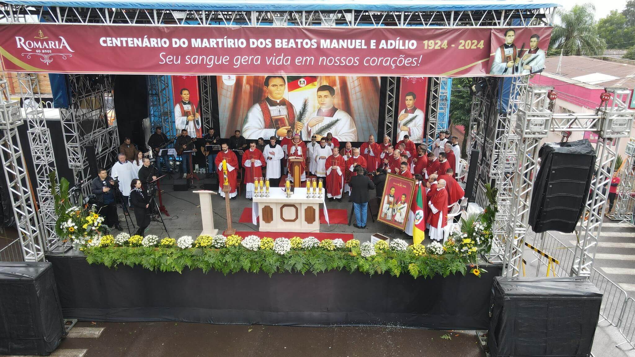 Capa Papa Francisco envia Bênção Apostólica à Diocese de FW em celebração ao centenário dos Mártires Beatos Manuel e Adílio