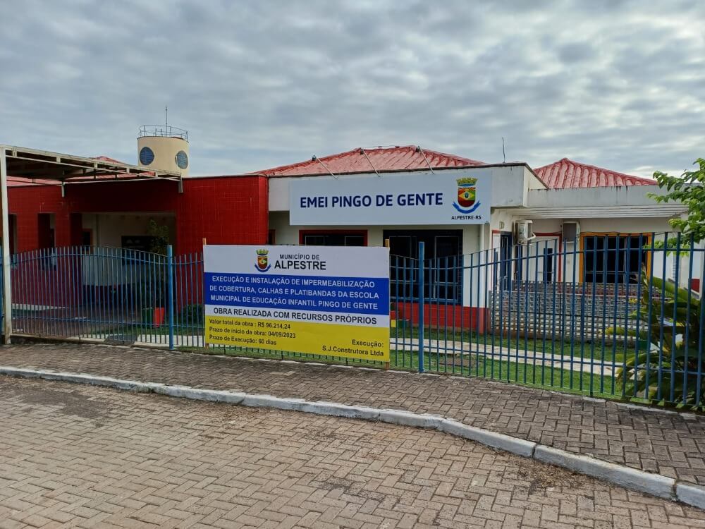 Capa Alpestre: Obras realiza melhorias em escola municipal