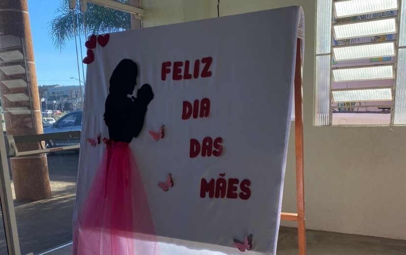 Capa Ametista do Sul: mães de Ametista do Sul são agraciados e homenageadas com momento especial