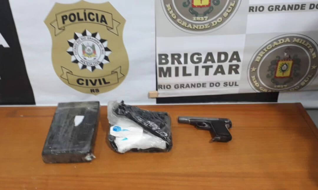 Capa Policiais apreendem drogas e arma de fogo em Três Passos