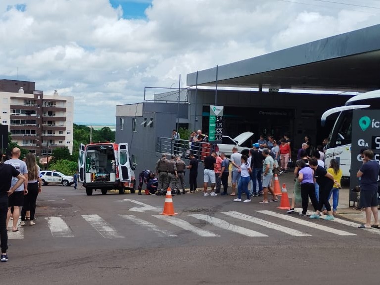 Capa Policial à paisana mata bandido durante tentativa de assalto no centro de Carazinho
