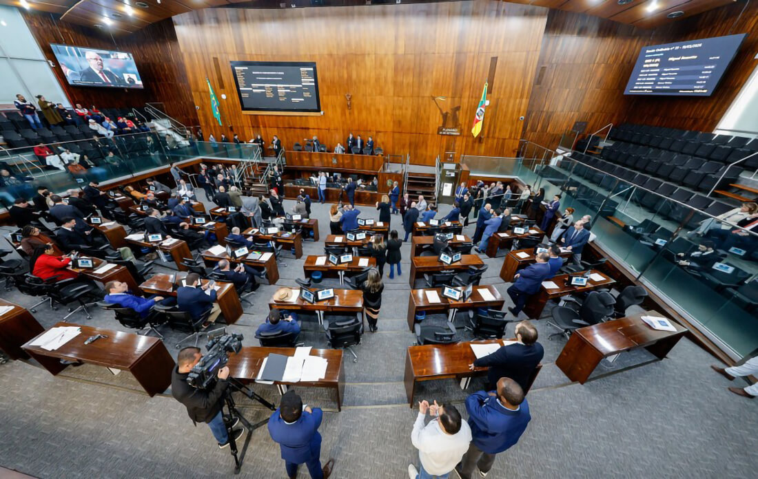 Capa Assembleia Legislativa aprova reajuste de 5,35% no piso salarial regional do Rio Grande do Sul